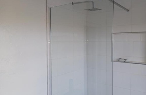 Colesburg House | Yardley Cottage