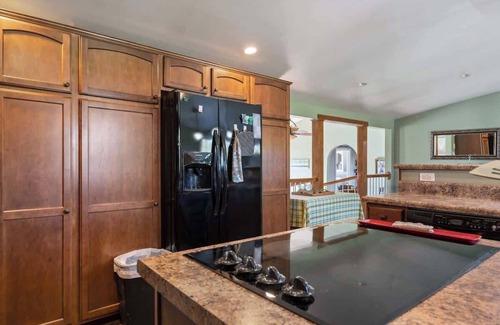 Ashley Oaks House | Yarnell Place West Knoxville 3 Bedroom 2.5 Bath
