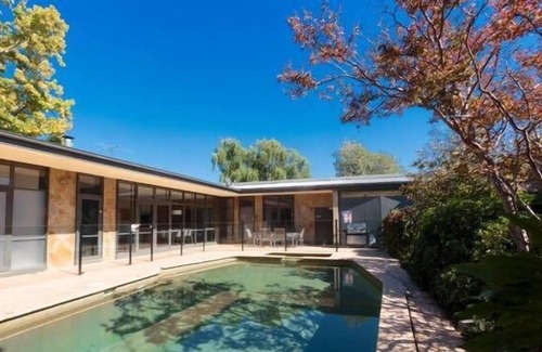 Yarra Glen House | Yarra Glen Grand Hotel