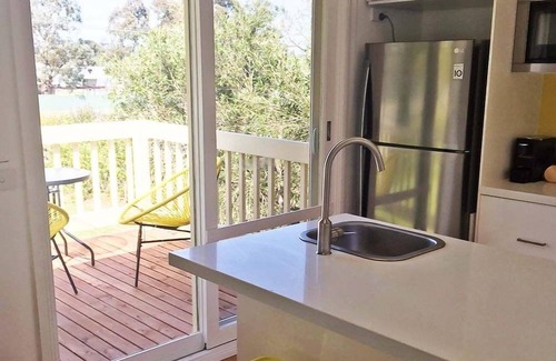 Yarra Glen Apartment | Yarra Glen Racecourse Apartments