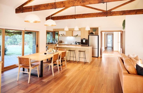 Healesville House | Yarradene Luxury Healesville Farmstay