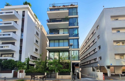 Tel Aviv Apartment | Yavne Brillant - Three Bedroom Apartment, Sleeps 6