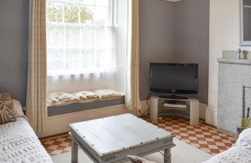 Lyme Regis House | Yawl House