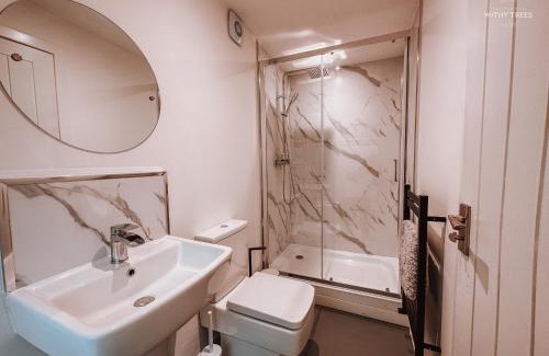 Bamber Bridge Hotel | Ye Olde Original Withy Trees