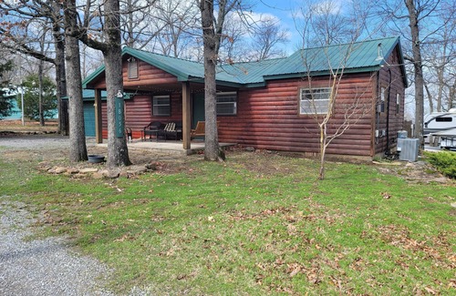 Vian House | Year Around View Lake Tenkiller
