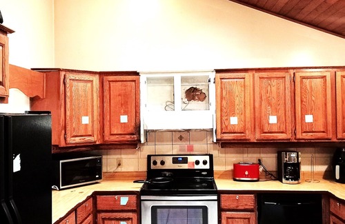 Fleetwood House | Year End Sale- Cheap n Beautiful Room Near Guildford Downtown in Metro Vancouver