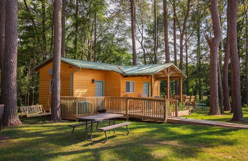 Whittington RV Rental | Year Round Cabin Living. Come Relax at The Pines