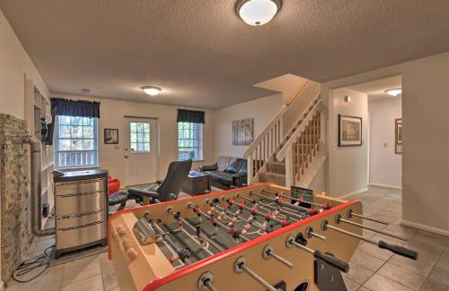 McGaheysville House | Year-Round Getaway Less Than 1 Mi to Skiing and Waterpark!