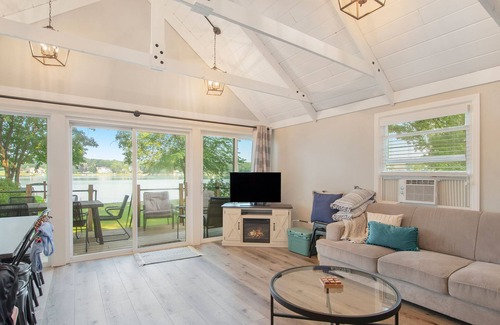 Bradley House | Year round lake front cottage!!