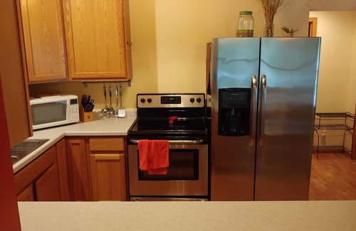 Lake Nebagamon Cottage | Year Round Lake Home, HDTV, WIFI, Summer use of Fishing Boat.