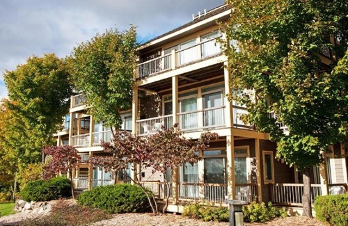 Bellaire House | Year-Round Pleasure at Vacation Resort Condos in Bellaire