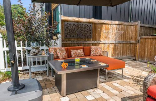 Northeast Edmonton Apartment | YEG Chic Luxury Accommodation