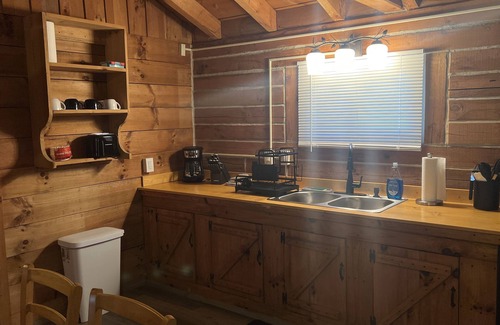 Stendal Cabin | Yellow Banks Log Cabin with Lake Views