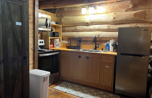 Stendal Cabin | Yellow Banks Log Cabin With Waterfront Views