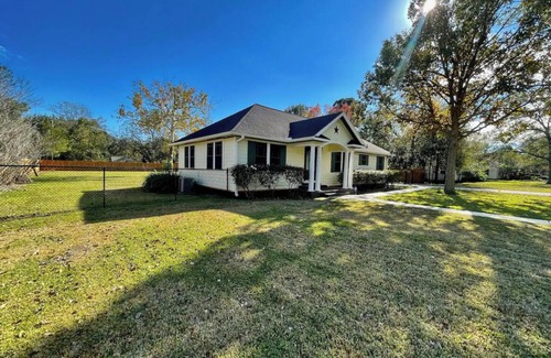 Southeast Houston House | Yellow Brick Road House 1miles from Hobby Airport