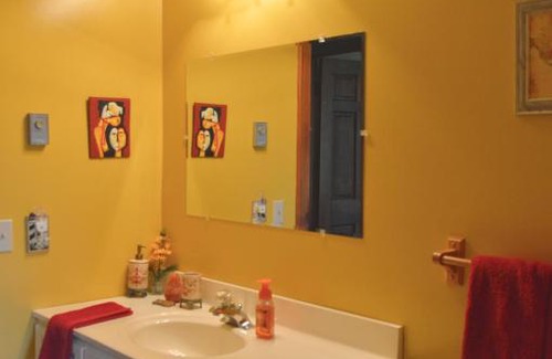 Crystal Beach Bed & Breakfast | Yellow Door Bed and Breakfast