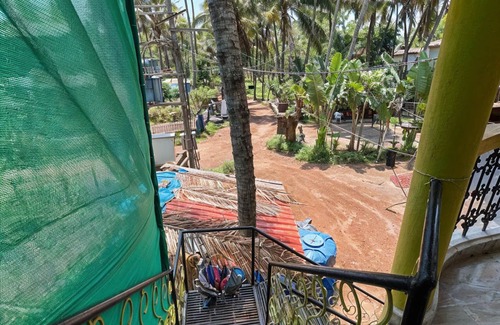 Anjuna Villa | Yellow Haven 4BR Villa in Goa by Homeyhuts