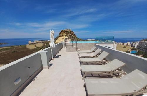 Marsalforn Apartment | Yellow Hill Penthouse