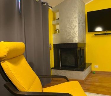 Teramo Apartment | Yellow House