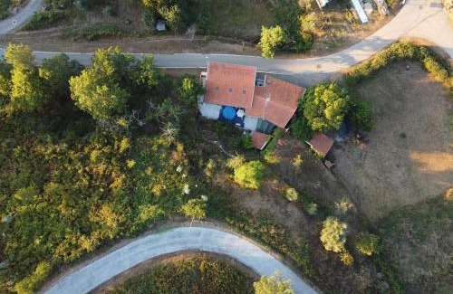Moitas House | Yellow House - Casa Amarela