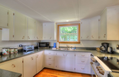 Oquossoc House | Yellow Pine - Enjoy swimming, boating and wonderful views on Rangeley Lake