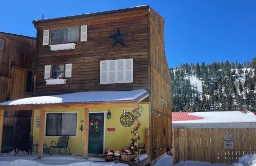 Tucumcari House | Yellow Rose