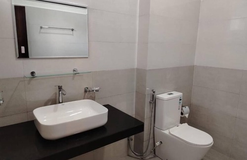 Kahangama Apartment | YELLOW SAPPHIRE SUITE