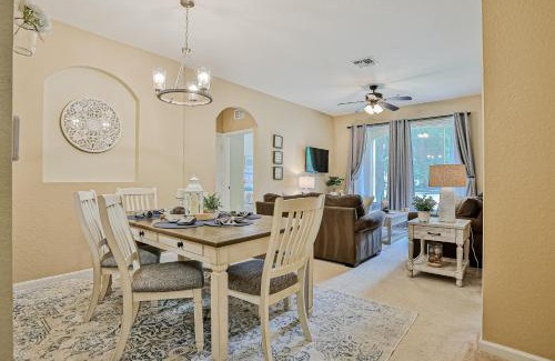 Windsor Hills Apartment | Yellow Starfish