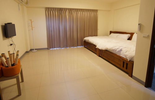 Guiren District Bed & Breakfast | Yellow Wind Bell B&B