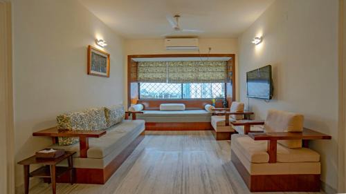 Bhowanipore Apartment | Yellowbrick - Calcutta's Freshest BnB