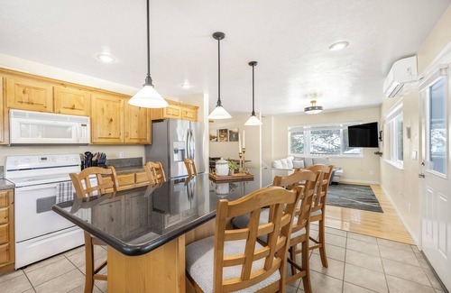 Island Park House | Yellowstone Adventure-Island Park