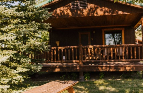 Bozeman Cabin | Yellowstone Cabin #5 at Gallatin Canyon Cabins