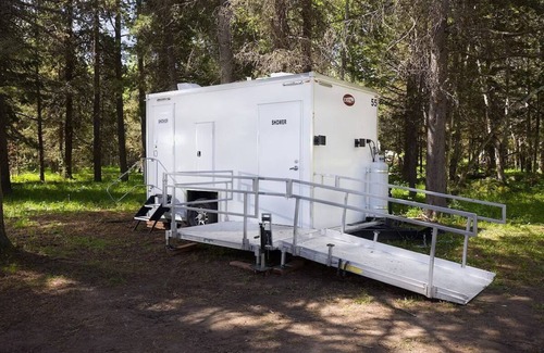 Island Park House | Yellowstone Luxury Tipi sleeps 4, 1 king + 2 twins