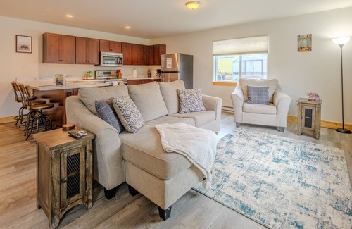 Gardiner Apartment | Yellowstone Retreat Rentals U1: two blocks from Yellowstone!