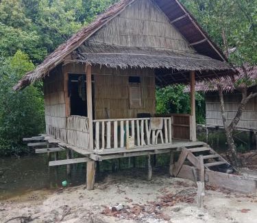 Pianemo Islands House | Yen Mangkangkan Homestay