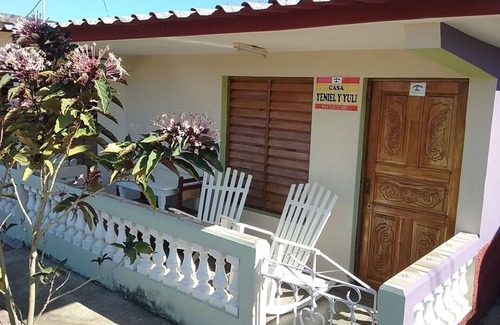 Vinales House | Yeniel y Yuli