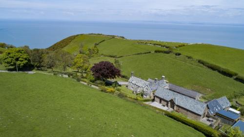 Oare House | Yenworthy Barn