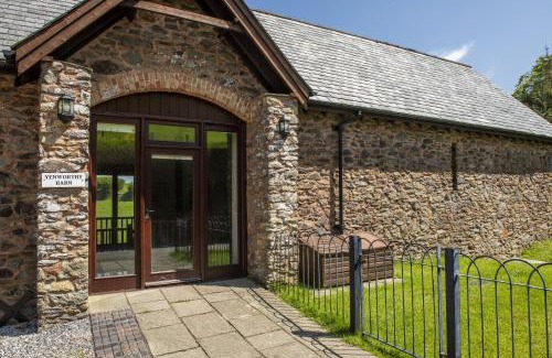 Oare House | Yenworthy Barn