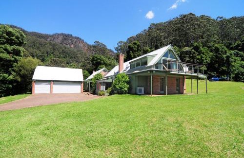 Upper Kangaroo Valley House | Yeola Lush location with river access