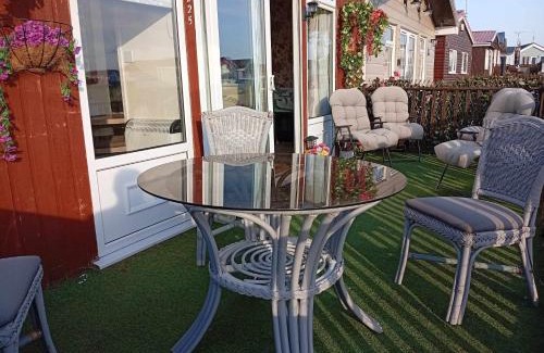 Bridlington House | yeolde woodern country View seashak BONFIRE NOV SPECIALS FREE electric LOW PRICES ENJOY BRING YOUR DOG