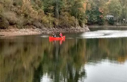 Frontenac House | Yeomans Cottage on the Water!