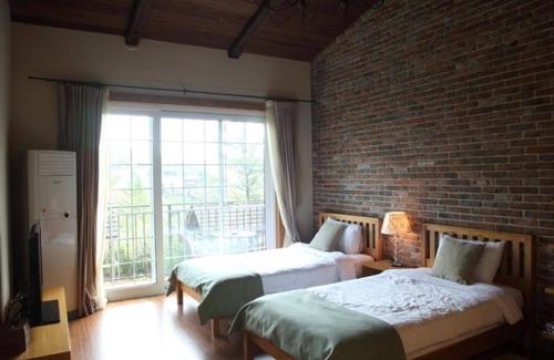 Yeoncheon House | Yeoncheon Herb Village Pension