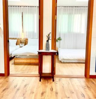 Yeonnam-dong Apartment | Yeonnam Forest Road Stay - OPEN Hongdae,Shinchon