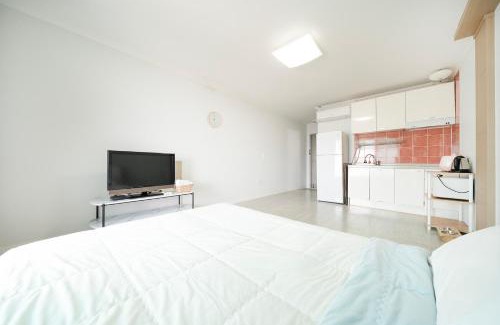 Dolsan-eup House | Yeosu Dream Green Pet-friendly Pension