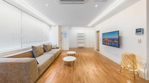 Yeosu House | Yeosu Jinnam Mansion Pension
