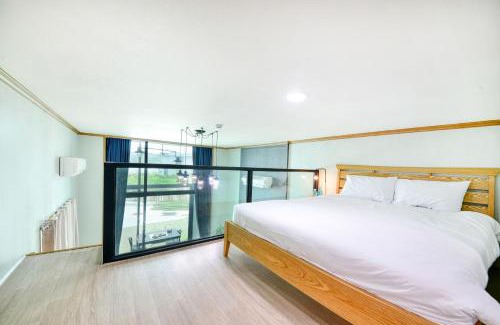 Kamdo House | Yeosu the Haru Pension