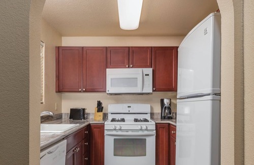 Paradise Resort | Yes . life is this good!