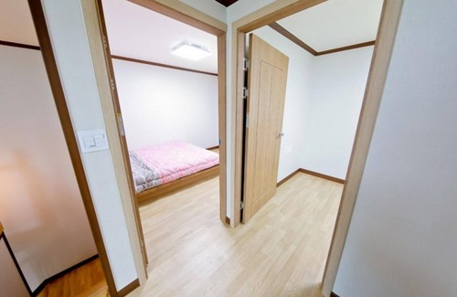 Deoksan House | Yesan Sanmaru Pension