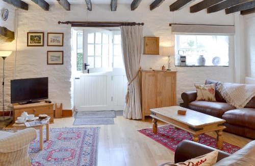 Abercych House | Yet Farm Cottage