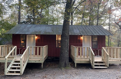 Benton Cabin | Yeti Cabin